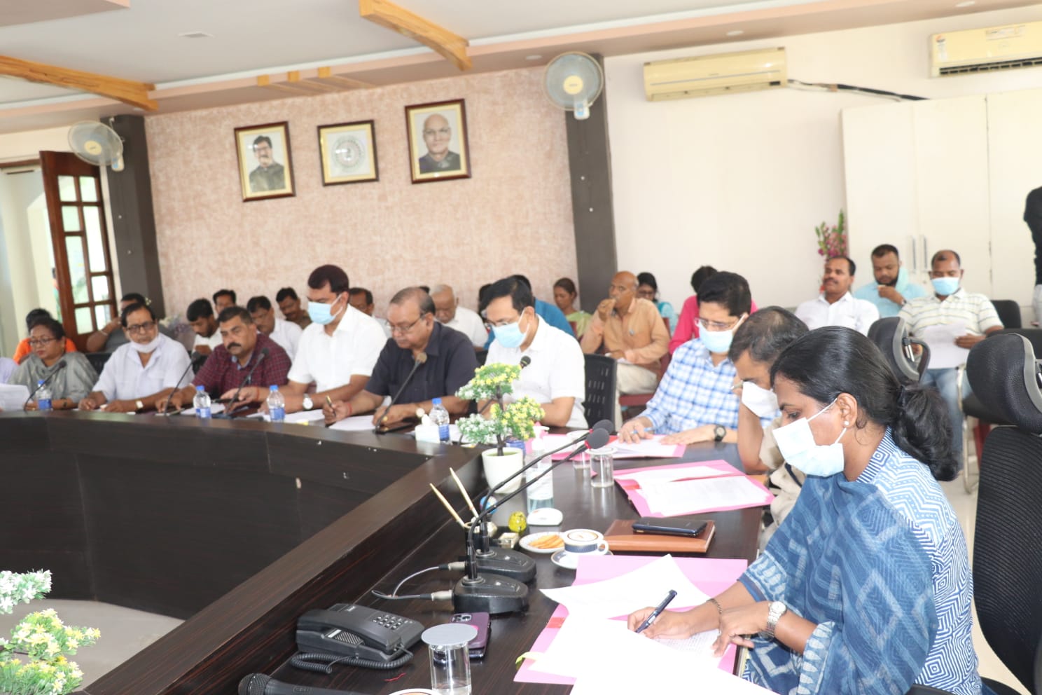 स्वतंत्रता दिवस के सफल आयोजन को लेकर बैठक, उपायुक्त ने दिया कई महत्वपूर्ण दिशा-निर्देश