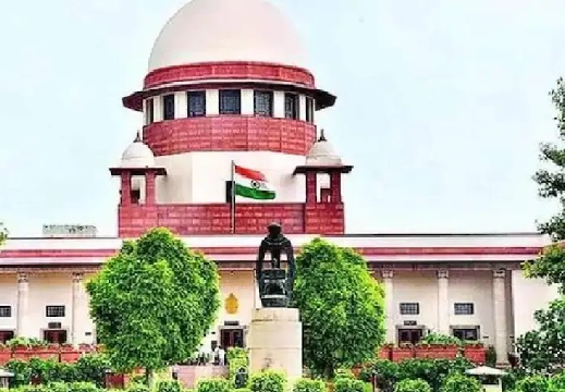 वोटर लुभावन रेवड़ी वितरण पर सुप्रीम कोर्ट सख्‍त, जानिये क्या कहा