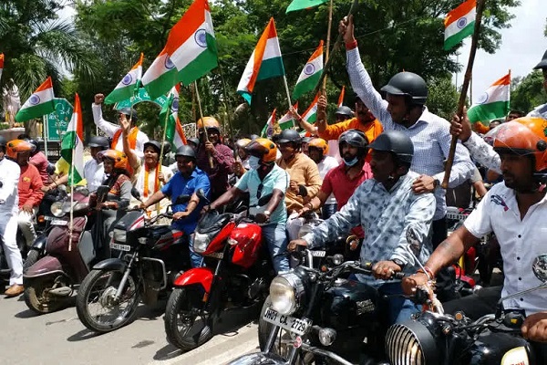 Motorcycle Tiranga Yatra : रांची में भाजपा का तिरंगा यात्रा, कई नेता रहे मौजूद
