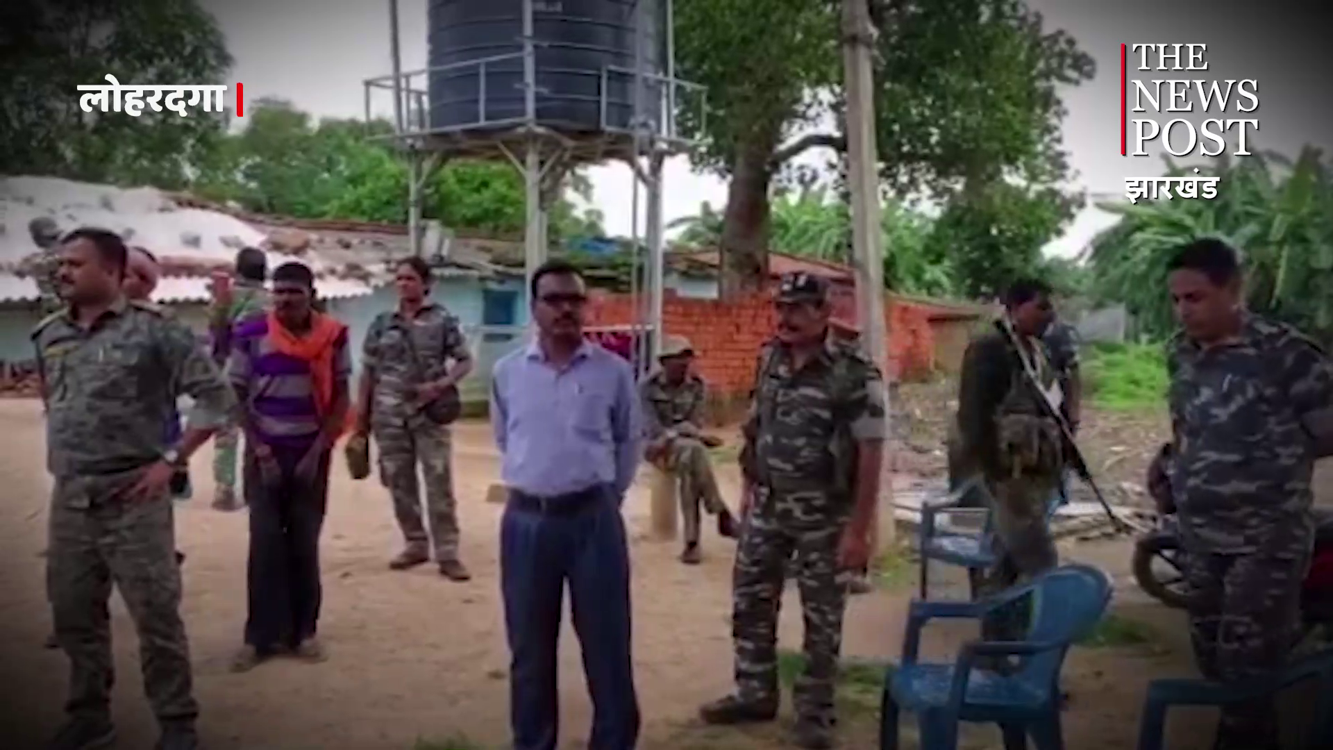 नशे में धुत पति का हाथ पकड़ कर घर ला रही थी पत्नी, दरवाजे पर कुछ ऐसा हुआ  कि टुट गया दम , जानिए