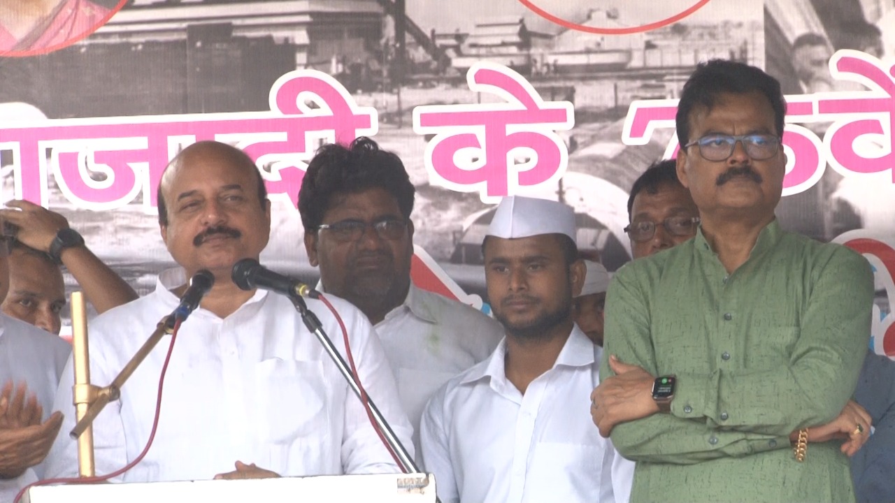 75 वीं वर्षगांठ पर 75 किमी पद यात्रा के तहत  सिंदरी से शुरू हुआ गौरव यात्रा