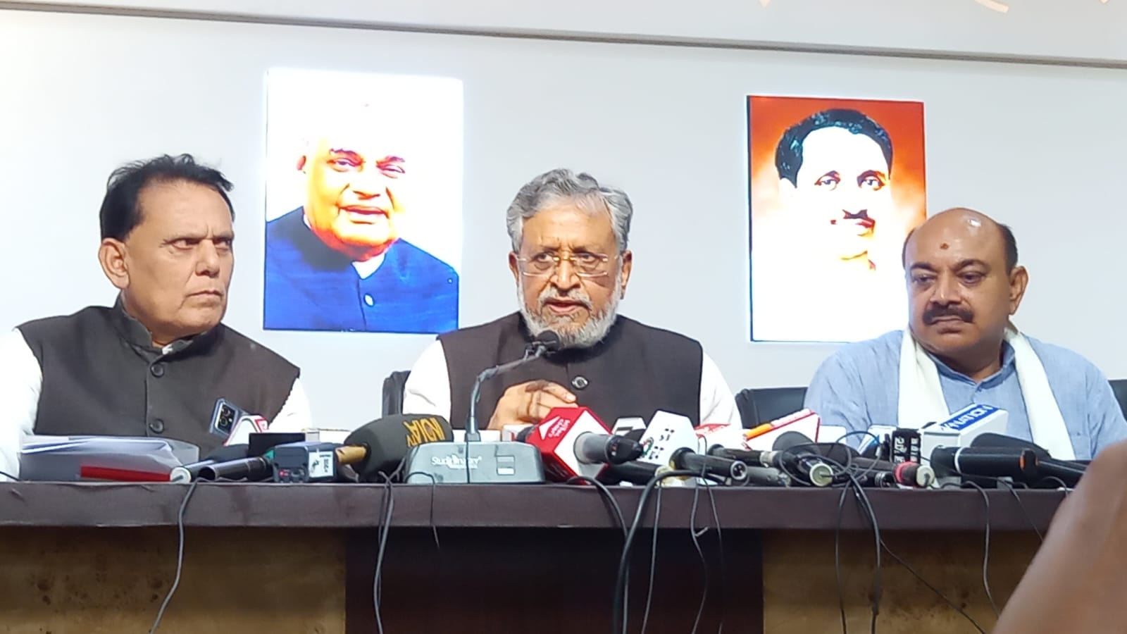 नीतीश को 5 बार सीएम तो भाजपा ने बनाया, जद यू तोड़ने की बात सफेद झूठ , किसने कहा ? जानिए खबर में