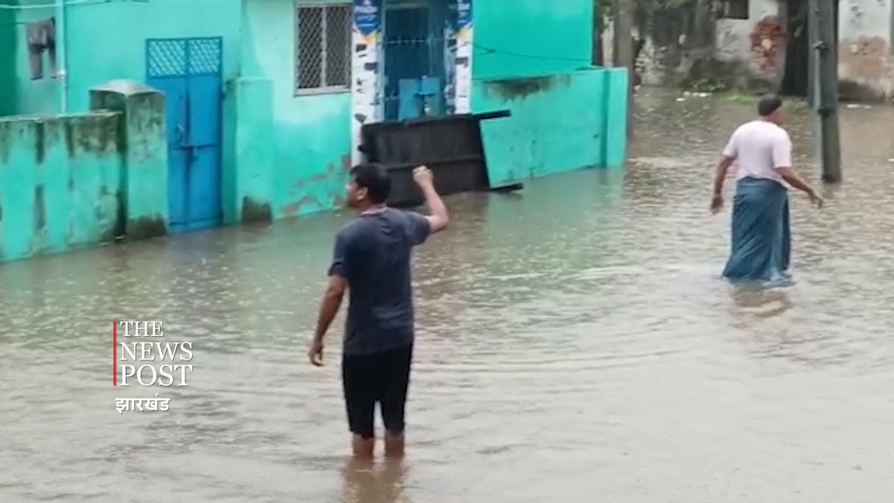 गुलाब चक्रवात से देवघर हुआ पानी-पानी,  सिकटिया बराज का खोला गया 11 गेट