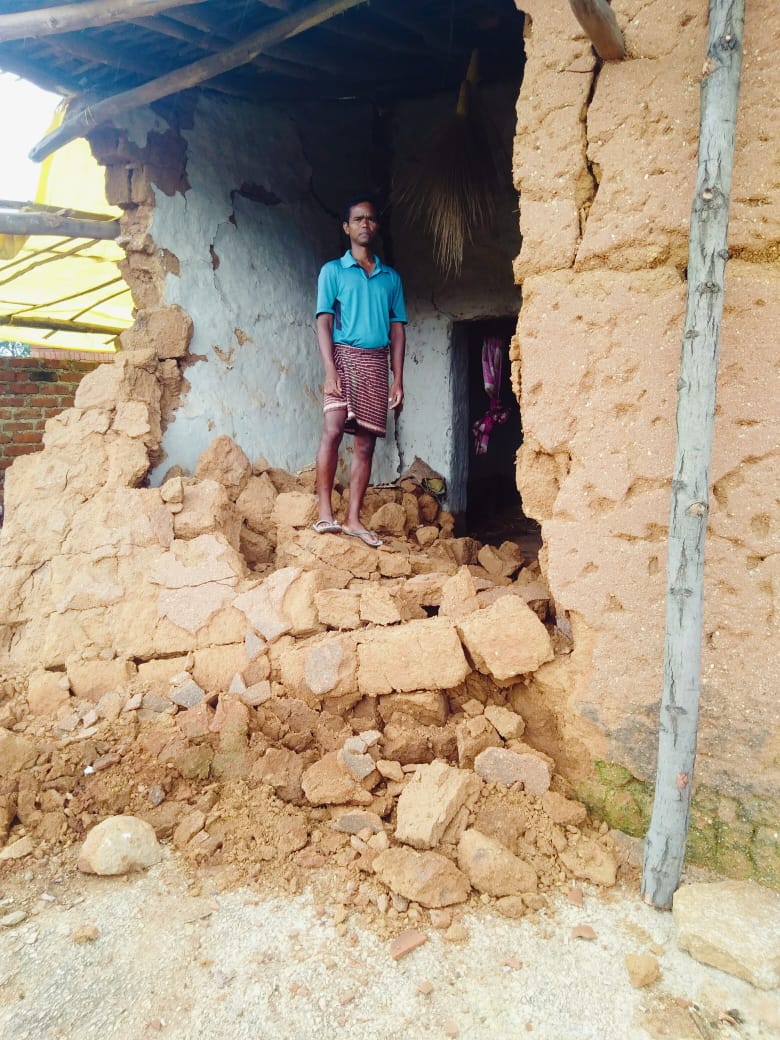 फिर दिखा गजराज का आतंक ,कई घरों को किया क्षतिग्रस्त