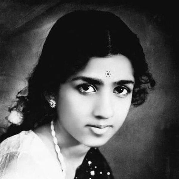 आजादी के अमृत वर्ष को देखने के लिए नहीं रह पाई वो जिनकी आवाज से जोश भर जाता था, जानिए उस शख्स का नाम