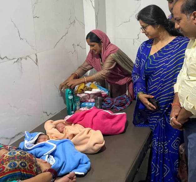 झुमरी तिलैया में आज फिल्म अमर अकबर एंथनी की क्यों हो रही चर्चा, जानिये इसकी वजह