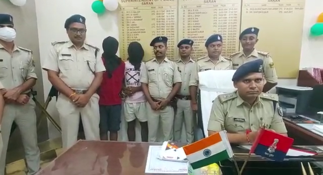 लूट की योजना बना रहे दो अपराधी चढ़े पुलिस के हत्थे, दो देशी कट्टा, 4 जिंदा कारतूस बरामद 