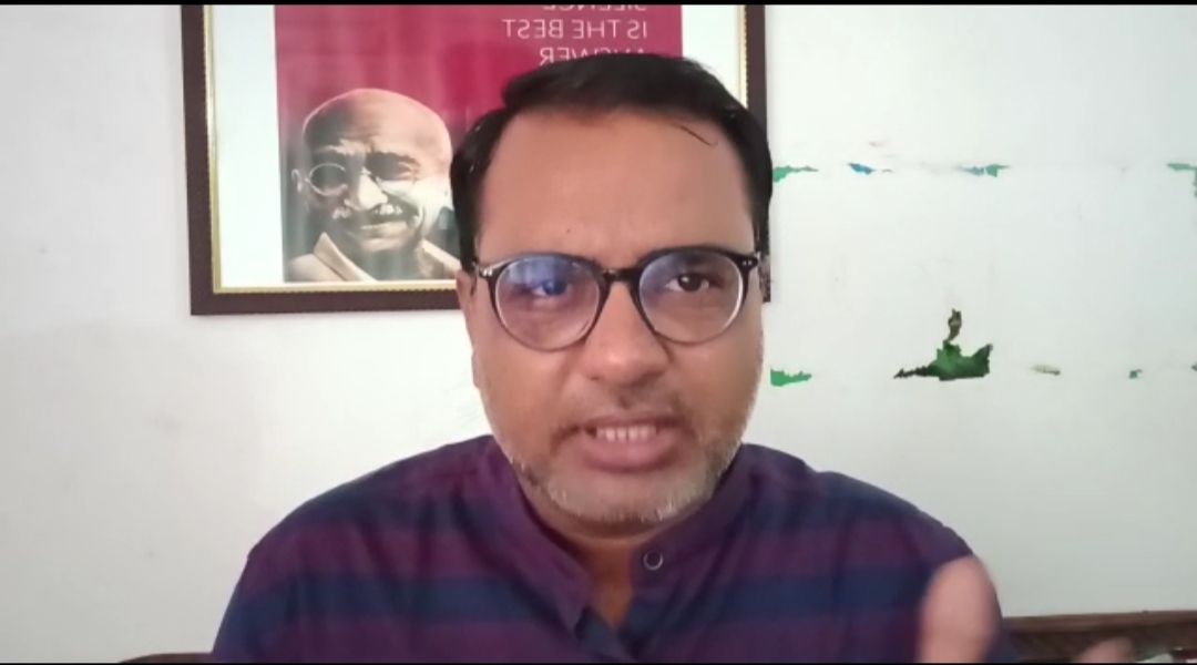 मंत्रियों की अपेक्षित संख्या नहीं होने से रूष्ट कांग्रेसियों पर भाजपा ने कसा तंज, कहा आगे आगे देखिए होता है क्या 