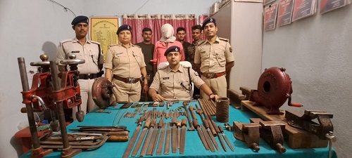 मुंगेर के बाद अब कौन सा जिला बन रहा देसी हथियार बनाने का अवैध अड्डा, जानिये विस्तार से