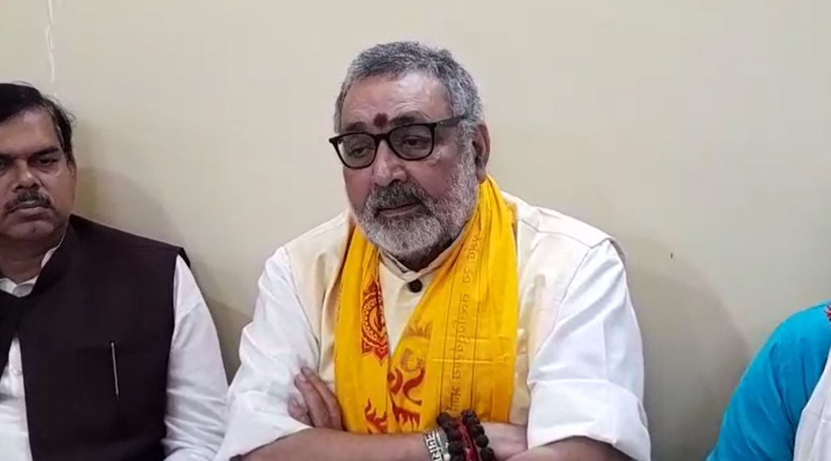 गिरिराज सिंह ने सीएम नीतीश पर साधा निशाना, कहा- पीएम मैटेरियल तो छोड़िए सीएम मैटेरियल के लायक भी नहीं 