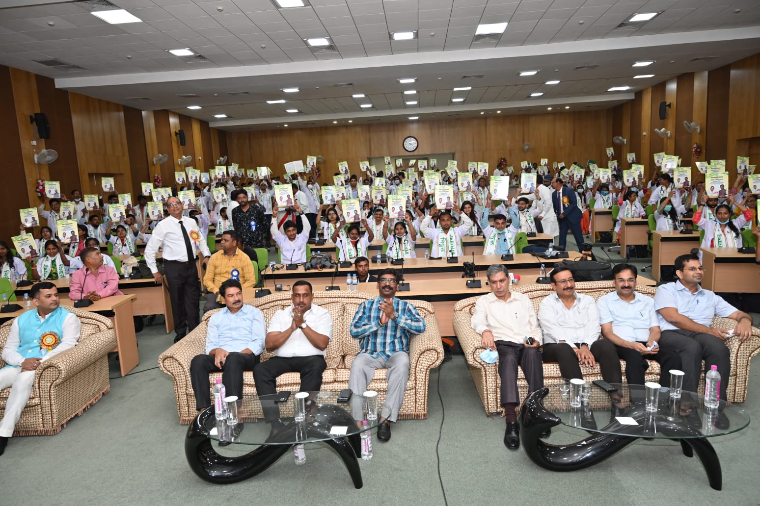 नियुक्ति पत्र मिलने के बाद क्या बोले आयुष चिकित्सक, पढ़िये