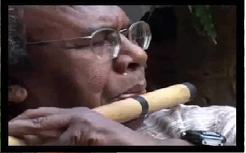 झारखंड के इस बांसुरी वाले ने सात समुंदर पार तक पहुंचाया मांदर, रांची में उसकी ही बनवाई इमारत बदहाल