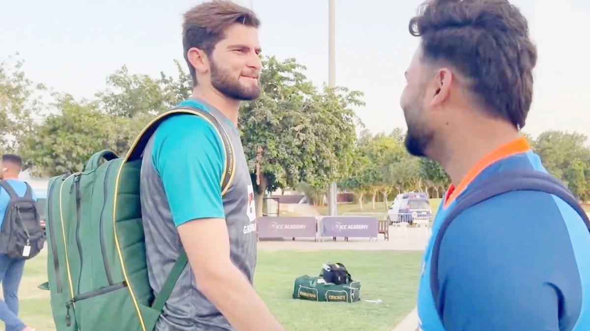 ऋषभ पंत की तरह बैटिंग करने की इस पाकिस्तानी खिलाड़ी की है ख्वाहिश, पंत ने दिया मजेदार जवाब  