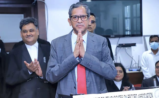 कार्यकाल के अंतिम दिन SC के मुख्य न्यायाधीश जस्टिस एनवी रमना ने क्या कहकर सबको भावुक किया, जरूर पढ़िए