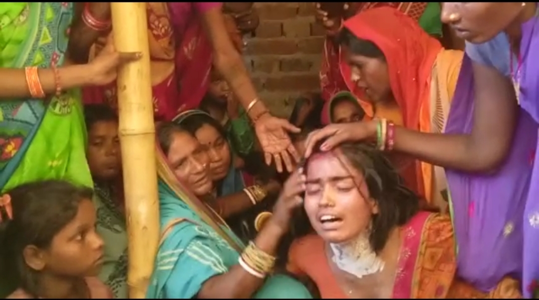 सीतामढ़ी :  लड़का-लड़की को प्रेम विवाह करने की मिली कुछ इस तरह सज़ा, जानिये डिटेल्स