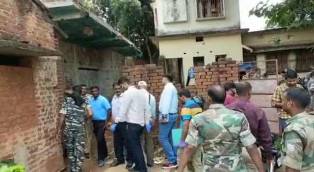 पेट्रोल कांड पर जांच तेज,  सीआईडी फिंगरप्रिंट और फोरेंसिक की 10 सदस्यीय टीम पहुंची अंकिता के घर