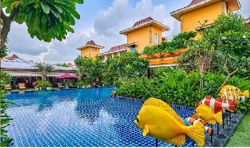 Resort Politics in jharkhand : कांग्रेस उठाएगी रायपुर के इस होटल का खर्च! तस्वीरों में देखिये इसकी भव्यता