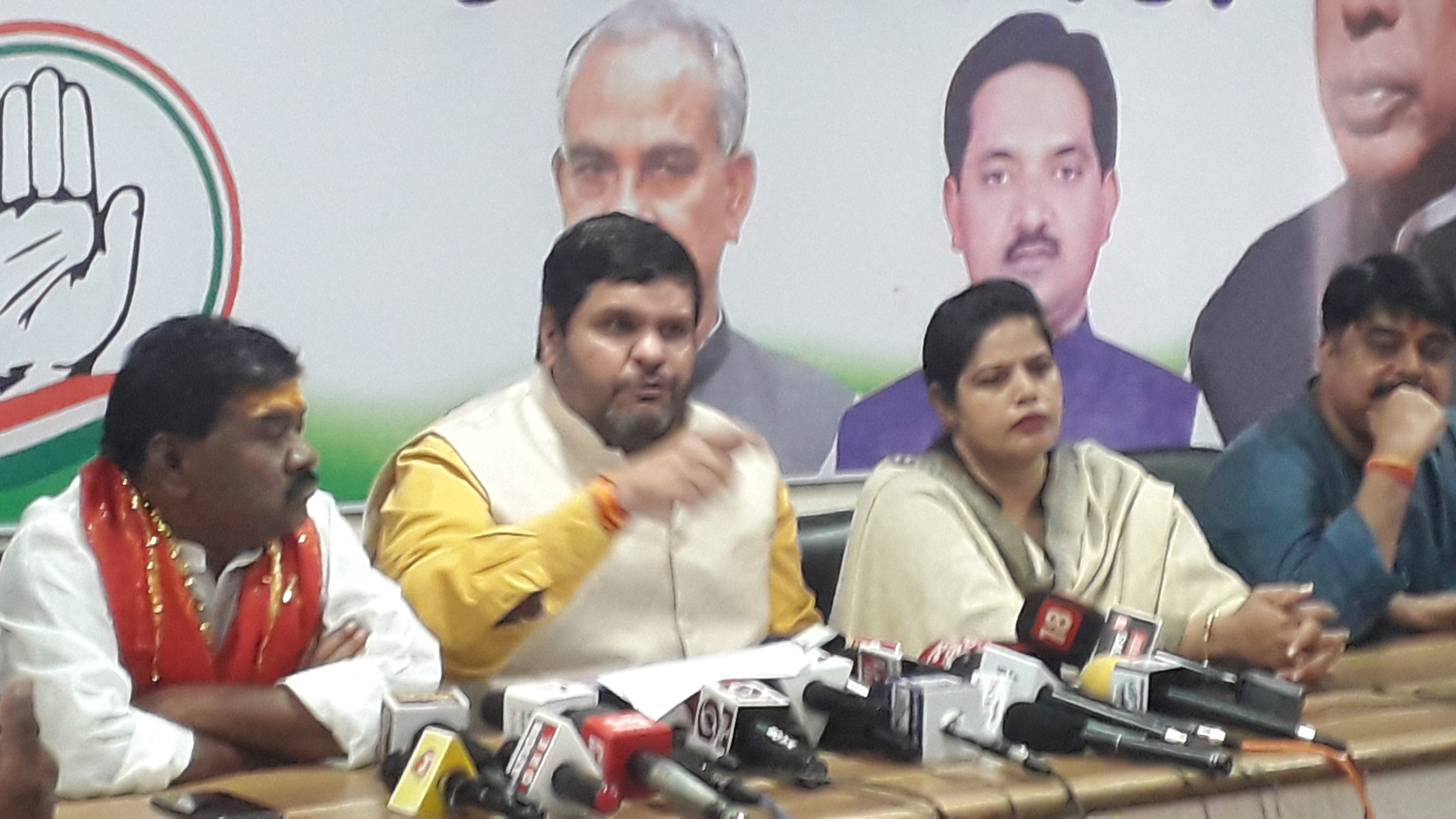 रांची पहुंचे गौरव वल्लभ, कहा- BJP का DNA ही आदिवासी विरोधी, पढ़िये और क्या-क्या कहा