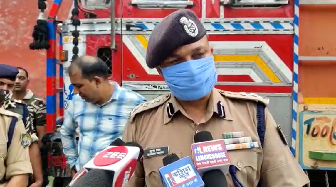 किशनगंज:एसएसबी 12वी बटालियन के जवानों ने एक कंटेनर में भरे मवेशियों को किया जब्त, तस्कर गिरफ्तार 