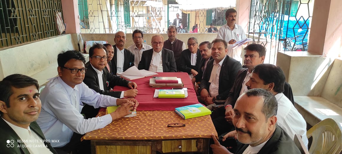 दुमका पेट्रोल कांड : दोनों आरोपी शाहरूख और नईम का केस नहीं लडेंगे वकील , अधिवक्ता संघ का फैसला