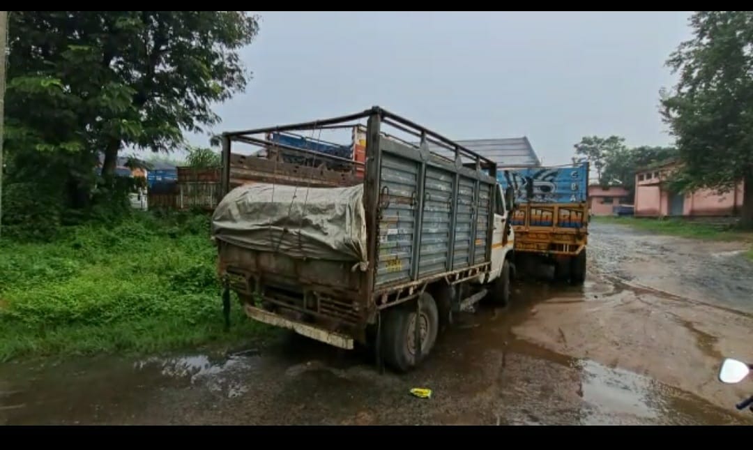 बालू से तेल निकाल  रहे है धनबाद के बालू माफिया ,आप भी जानिए कैसे ?