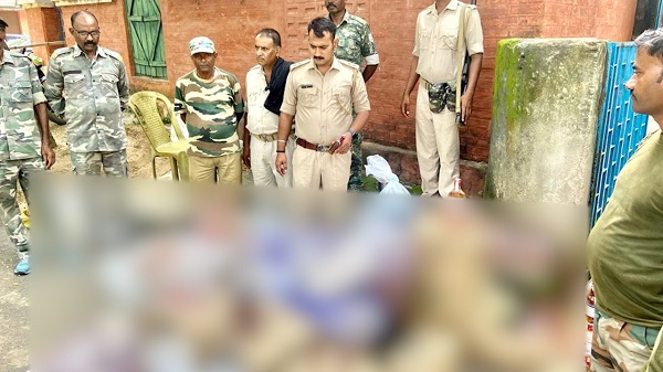 घर में चल रहा था अवैध शराब का मिनी फैक्ट्री, जानिए पलामू उत्पाद विभाग ने कैसे किया उद्भेदन