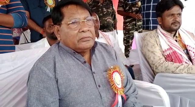 करमा पूर्व संध्या: मंत्री रामेश्वर उरांव ने प्रकृति संरक्षण का दिया संदेश