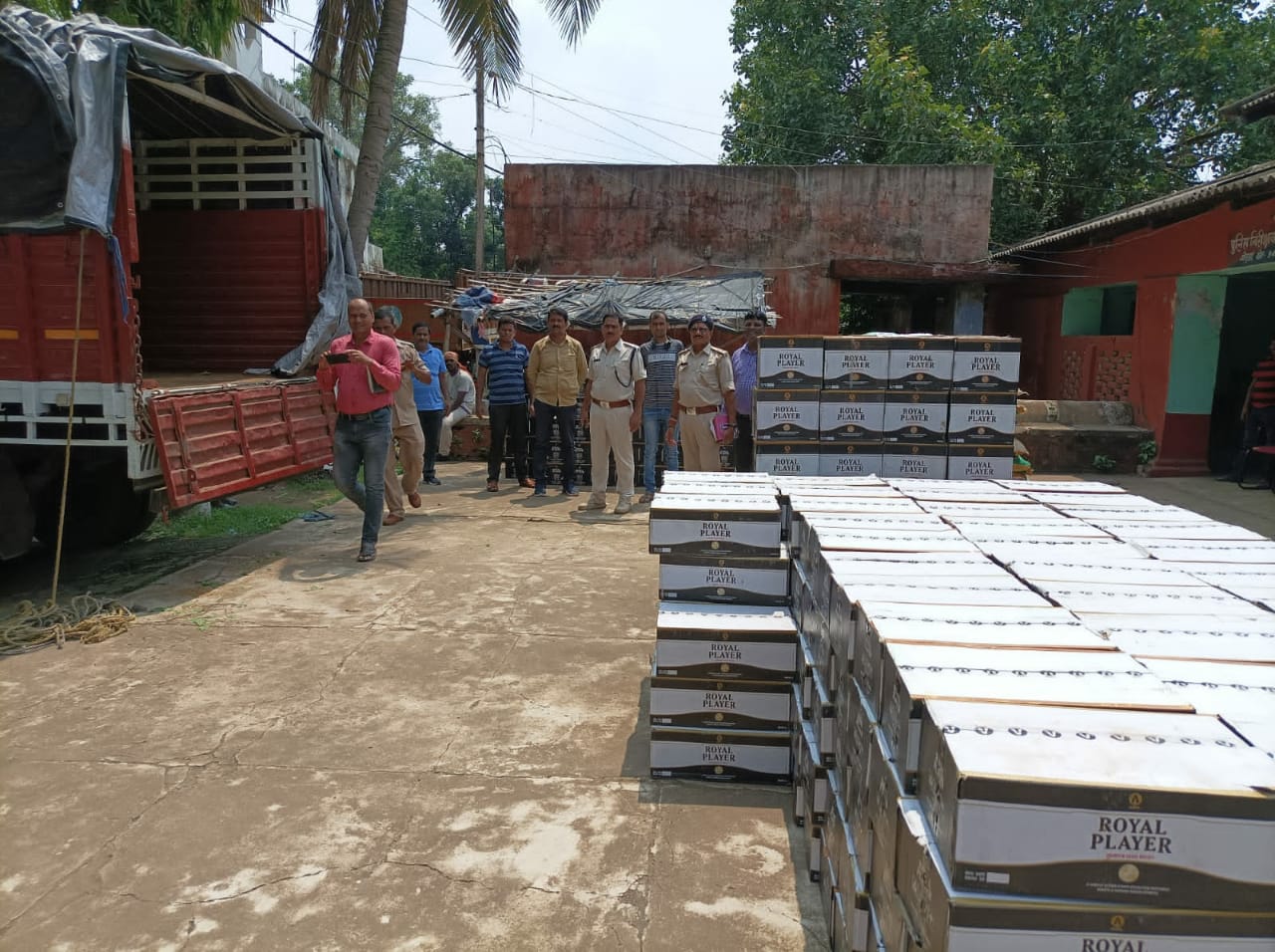 भागलपुर: झारखंड से बिहार हो रही शराब तस्करी का पुलिस ने किया खुलासा, तीन तस्कर गिरफ्तार