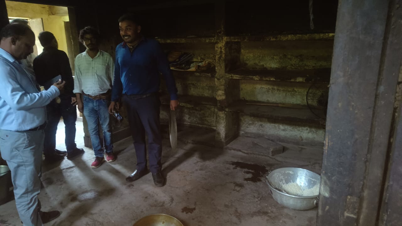 स्वास्थ्य सुविधा के दावे पर झामुमो ने अपनी ही सरकार को दिखाया आइना,  क्या है गिरिडीह का हाल , पढ़िेए पूरी खबर