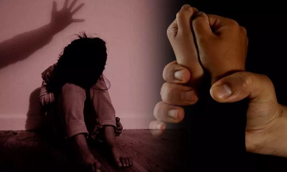 गुरु शिष्य का पवित्र रिश्ता हुआ शर्मसार, शिक्षक ने कर दी कुछ ऐसी हरकत की हुआ गिरफ्तार, जानिए क्या है मामला 