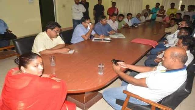 झरिया में क्यों लगे अरूप चटर्जी और रागिनी सिंह के जयकारे, आप भी जानिए 