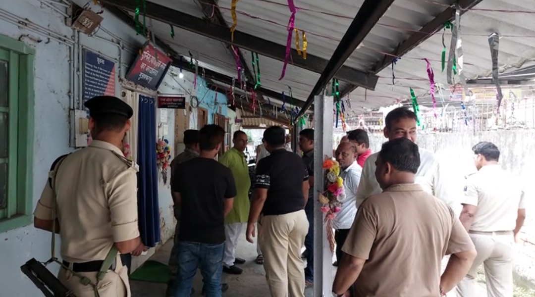 मुजफ्फरपुर: कपड़ा कारोबारी से डेढ़ करोड़ मांगी रंगदारी, नहीं देने पर जान से मारने की दी धमकी