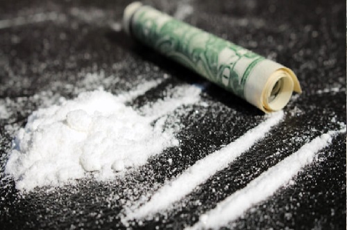 चतरा में पैर पसार रहे नशे के धंधेबाज़, जानिये कुछ कैसे आए पुलिस की गिरफ्त में