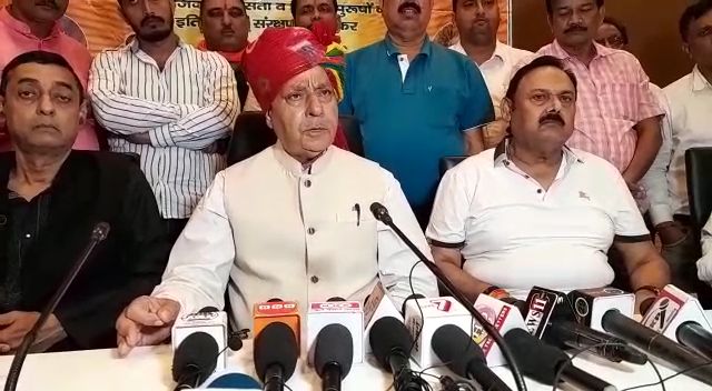 आर्थिक आधार पर मिले आरक्षण का लाभ, जातिगत Reservation खत्म हो: महेंद्र सिंह धवर