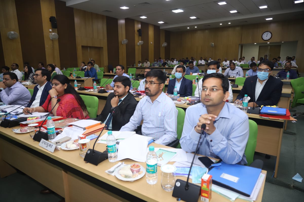 बालू घाटों की बंदोबस्ती के लिए आवश्यक ठोस कदम उठाने का CM का निर्देश