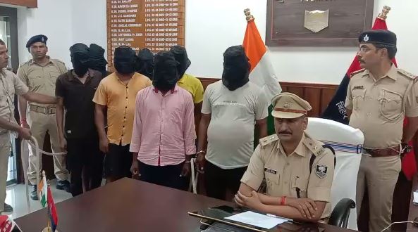 थाना के चौकीदार का बेटा निकला चोर, जानिये कैसे हुई गिरफ्तारी और क्या-क्या हुआ बरामद