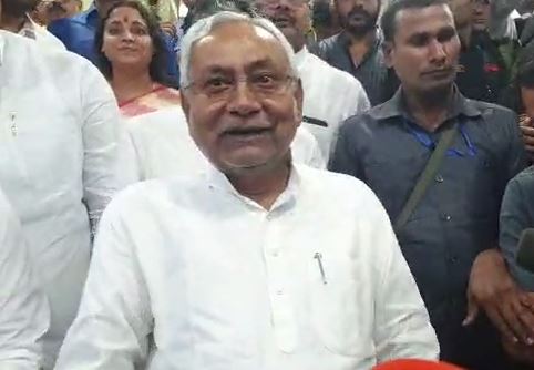 उत्तर प्रदेश के फूलपुर से चुनाव लड़ने की बात को सीएम नीतीश कुमार ने किया खारिज, बताया हास्यास्पद