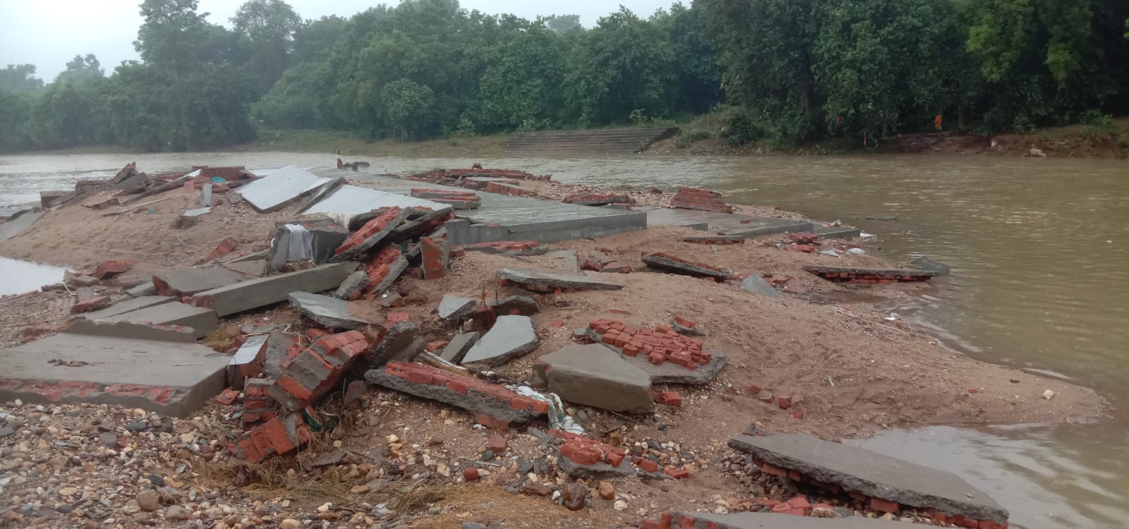 14 दिनों में देनी थी जांच रिपोर्ट पर करीब एक माह बीत गया, जानिये क्या है मामला