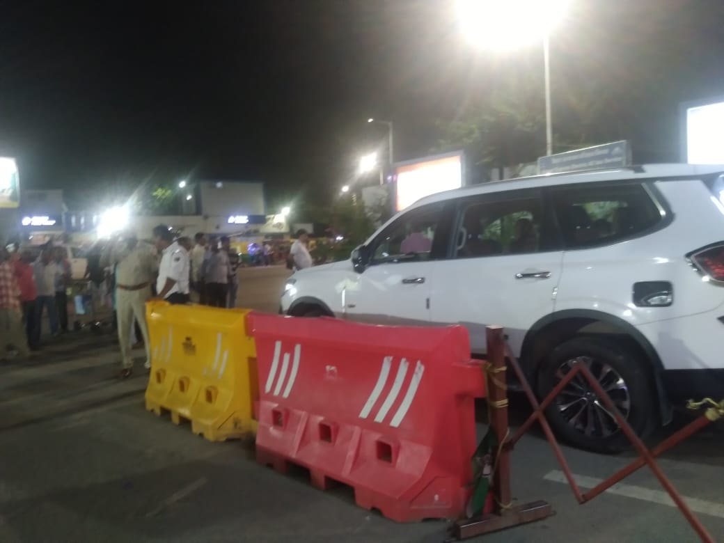 जेडीयू MLC दिनेश सिंह को IT ने पटना एयरपोर्ट पर रोका, भरी मात्रा में कैश बरामद