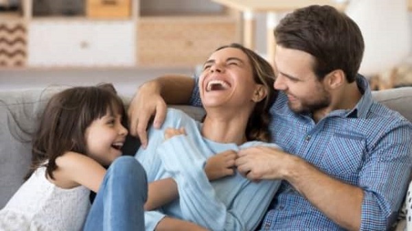 क्या आपने कभी सोचा है कि कोई हंसता क्यों है, शायद नहीं! तो जानिए इसके पीछे का विज्ञान