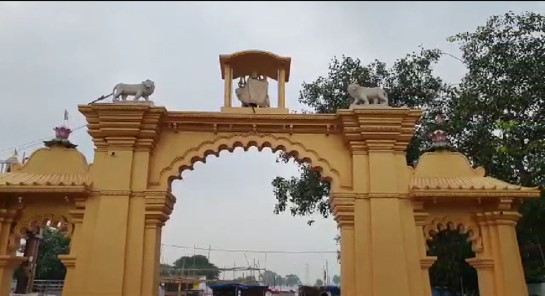 नालंदा के घोसरावां देवी मंदिर में नवरात्र में महिलाओं का प्रवेश होता है बंद, जानिए क्यों खास महत्व रखता है ये सिद्धपीठ