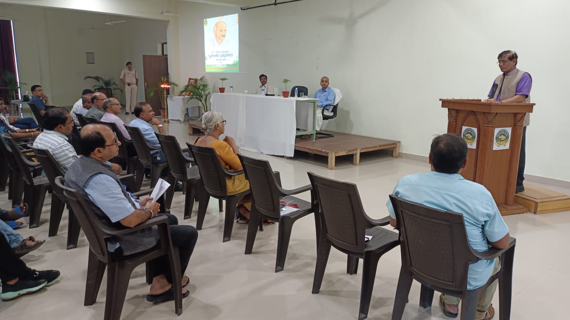गांधी जयंती के उपलक्ष्य में CUJ में आयोजित हुआ दो दिवसीय कार्यक्रम, गांधी के विचारों और सिद्धांतों का बताया गया महत्व  