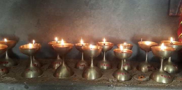 बोकारो के इस मंदिर में दीप जलाने से पूरी होती है मनोकामना, नवरात्रि पर प्रज्जवलित होते हैं 215 अखंड दीप