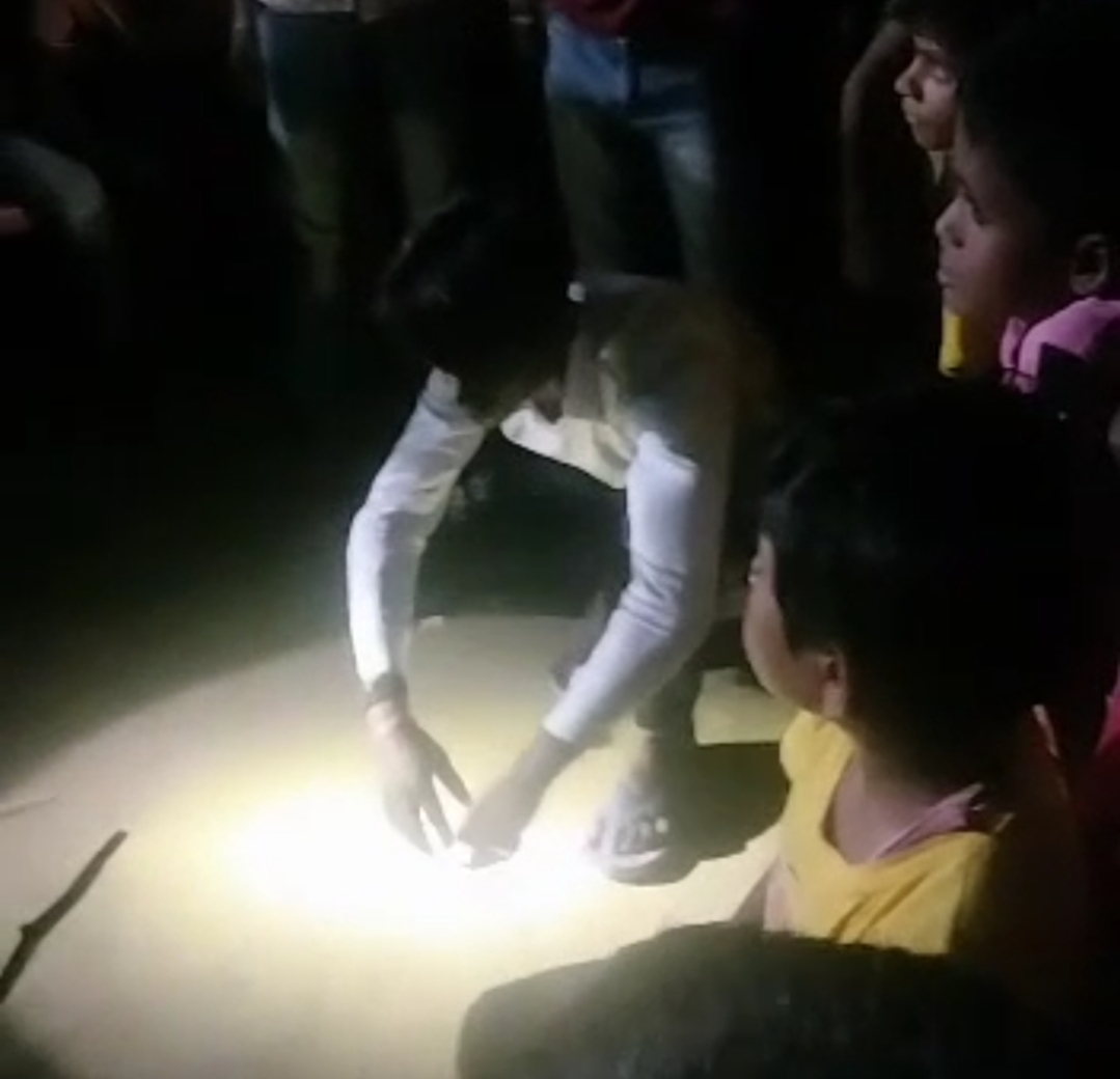 मुजफ्फरपुर: भीड़ का तुगलकी फरमान, उठक बैठक के बाद चटवाया थूक, पुलिस ने तीन को किया गिरफ्तार