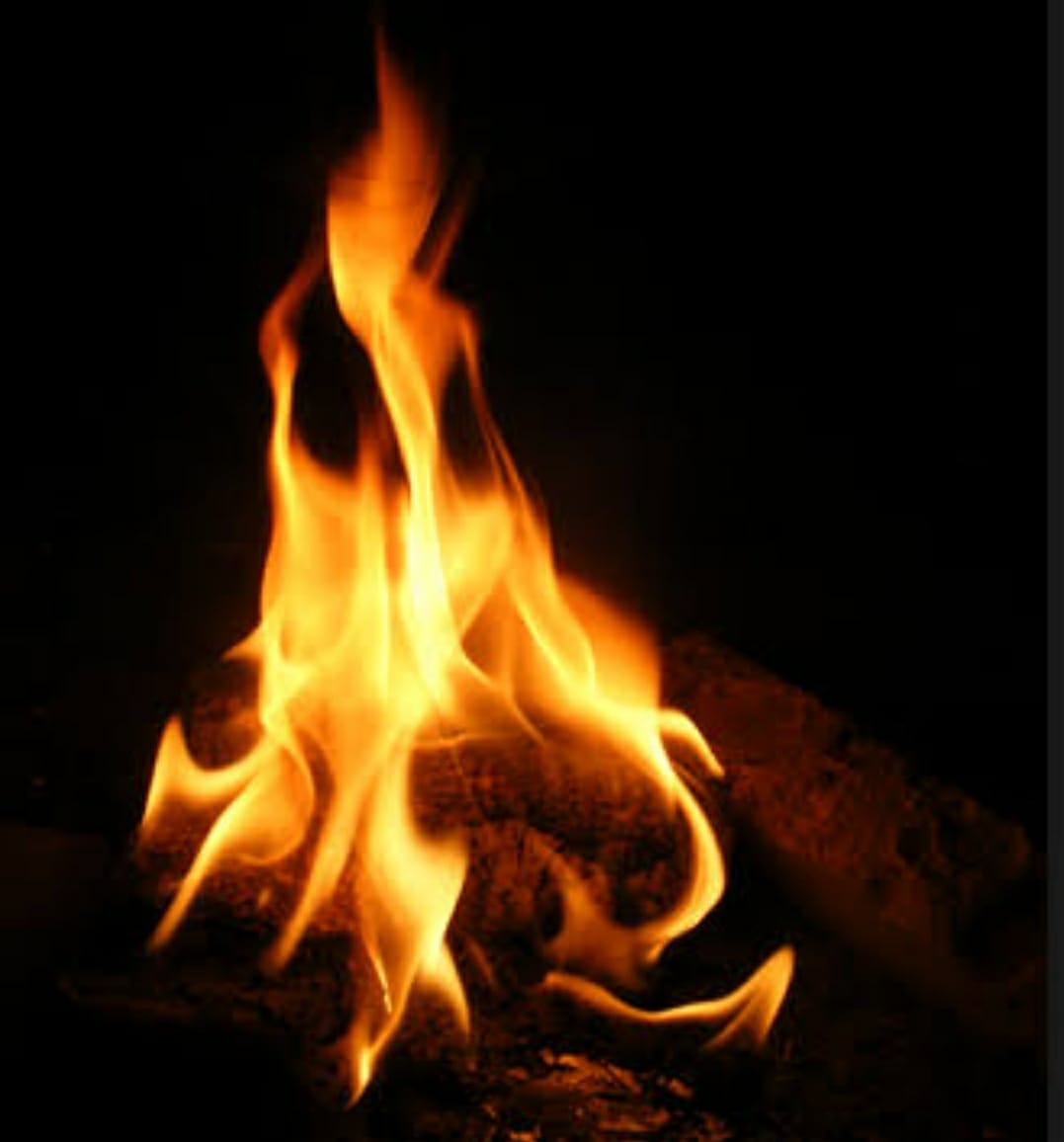 शहर की सड़कें चौड़ी होती तो और पहले बुझ गई होती आग,जानिए कैसे पहुंची दमकल गाड़ी