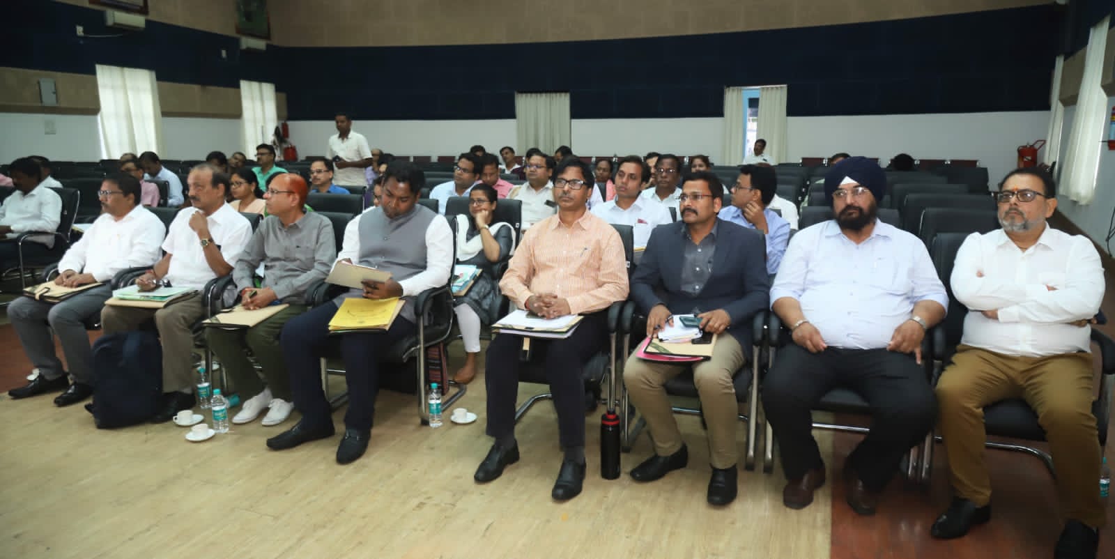 कार्यशाला में कृषि से किसानों की कठिनाई पर हुई चर्चा, वनोत्पाद का सही मूल्य ग्रामीणों को मिले इस पर भी की गई बात