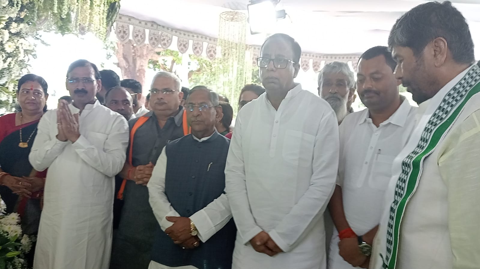 राम विलास पासवान की दूसरी पुण्यतिथि आज, पटना में पशुपति कुमार पारस ने किया पुष्पांजलि तो खगड़िया में चिराग पासवान ने प्रतिमा का किया अनावरण