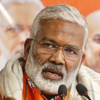 किसी पर फॉर्च्यूनर चढ़ाना नेतागिरी नहीं,  यूपी भाजपा अध्यक्ष ने दी कार्यकर्ताओं को नसीहत