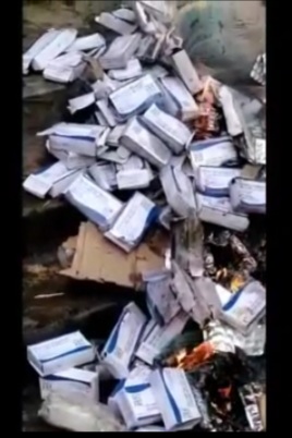 गरीबों को नहीं मिल रहा जीवन रक्षक दवाएं, चतरा में  जला दी गई लाखों की दवा, देखिए  वायरल वीडियो