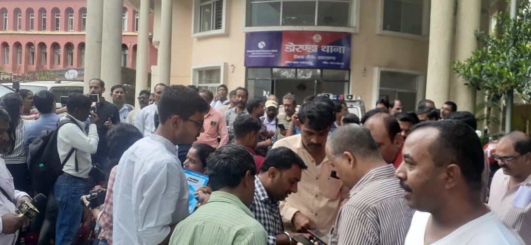 सहारा इंडिया में फंसे पैसे को लेकर अब लोगों में गुस्सा, थाना में दर्ज कराया मामला